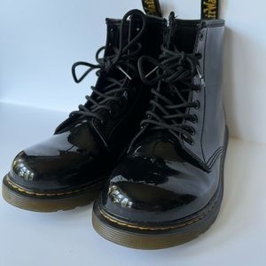 COPY - Dr. Martens Black patent leather boots— US 5